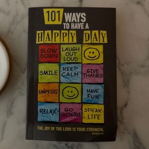 101 Ways to Have a Happy Day Book